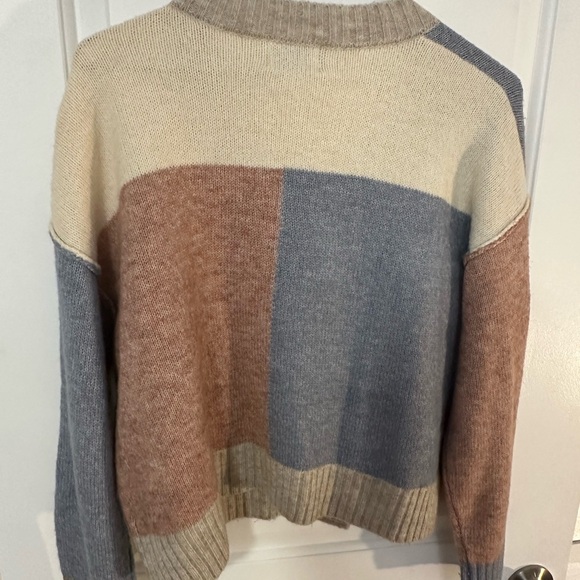 Lush Colorblock V-Neck Cardigan in Cream, Blue & Brown Tones - Picture 2 of 3